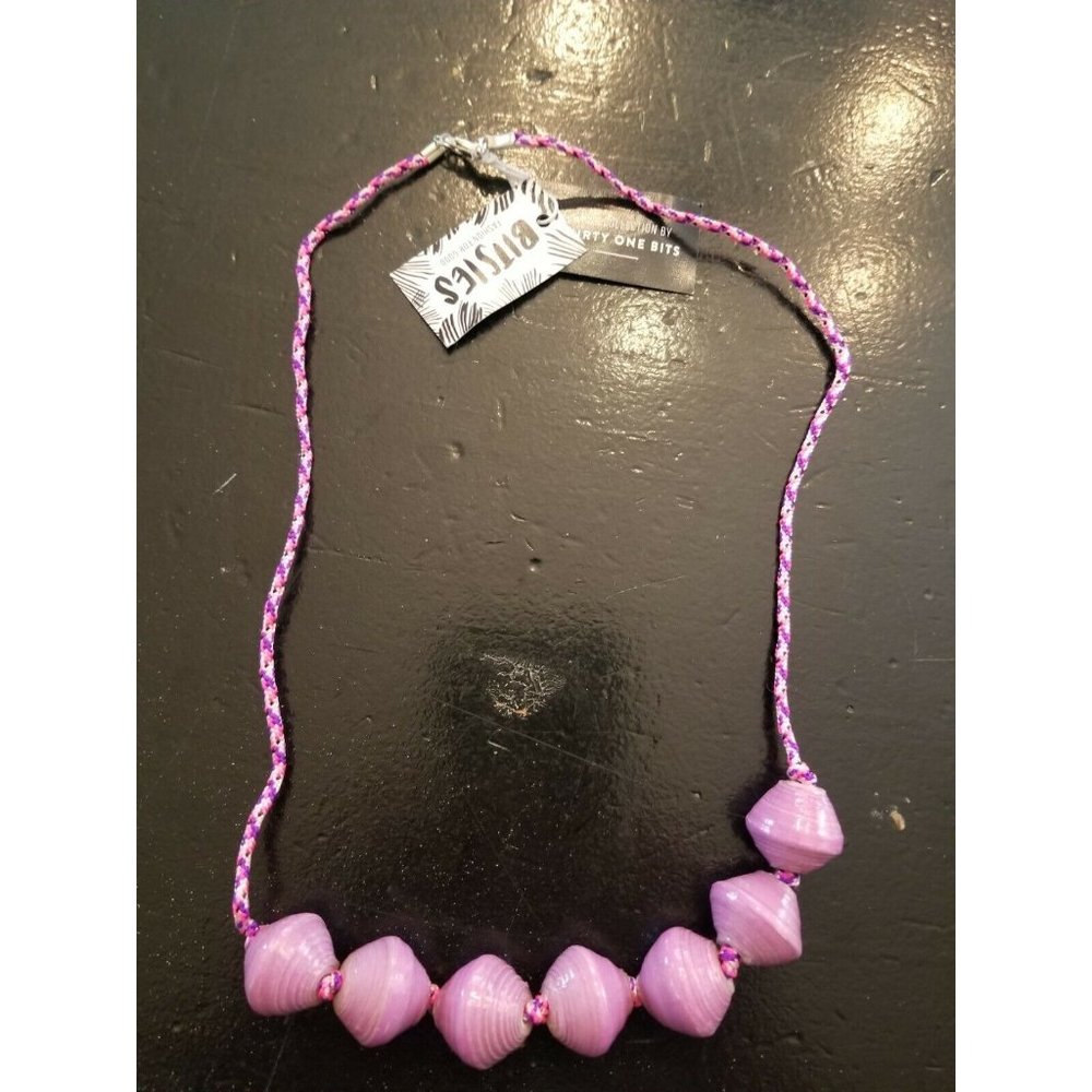Thirty One Bits Be A Star Bitsies kids Necklace $24 real. Handmade African. Cute